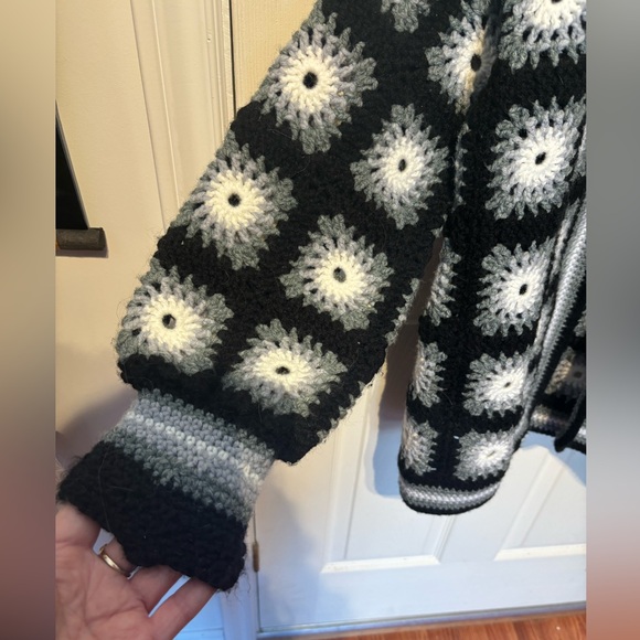 Granny Square Afghan Cardigan - Picture 3 of 7